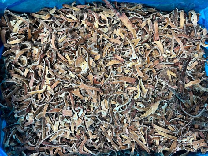 Sinocharm Yeni Sezon BRC Sertifikalı W 4-6mm Taze Dondurulmuş Mantarlar IQF Siyah Mantar Şeritleri 0