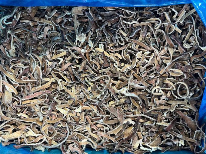 Sinocharm Yeni Sezon BRC Sertifikalı W 4-6mm Taze Dondurulmuş Mantarlar IQF Siyah Mantar Şeritleri 2